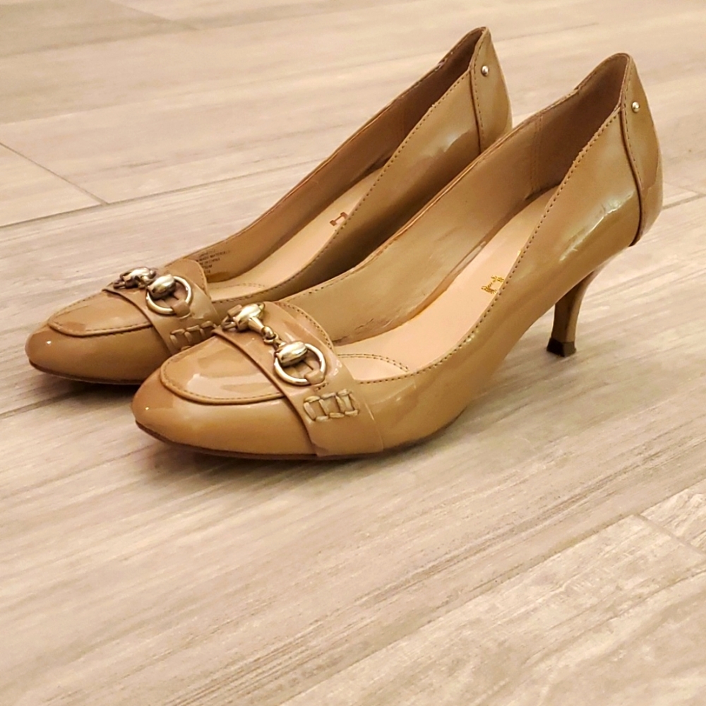 Unisa Beige Close-Toed Heels